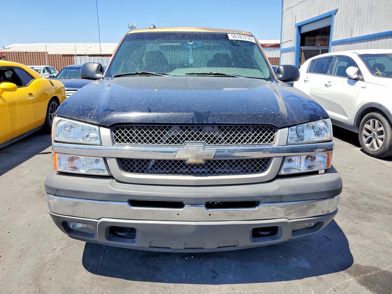 2005 Chevrolet Silverado C1500 Two Tone vin: 2GCEC19V051255454