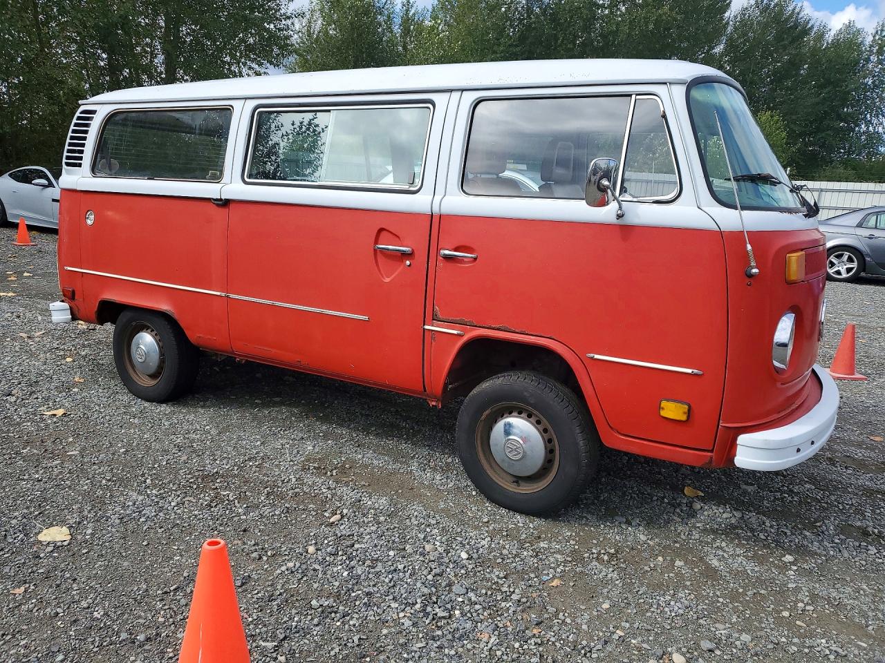1977 Volkswagen Other Goods Two Tone vin: 2272136827