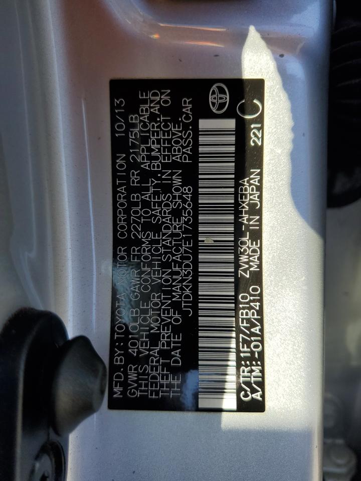 2014 Toyota Prius Серебряный vin: JTDKN3DU7E1735648