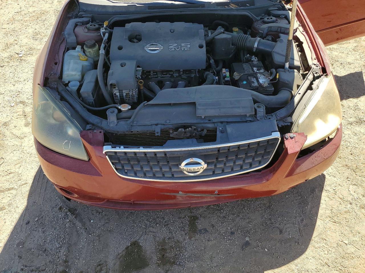 2006 Nissan Altima 2.5 Red vin: 1N4AL11D76N405843