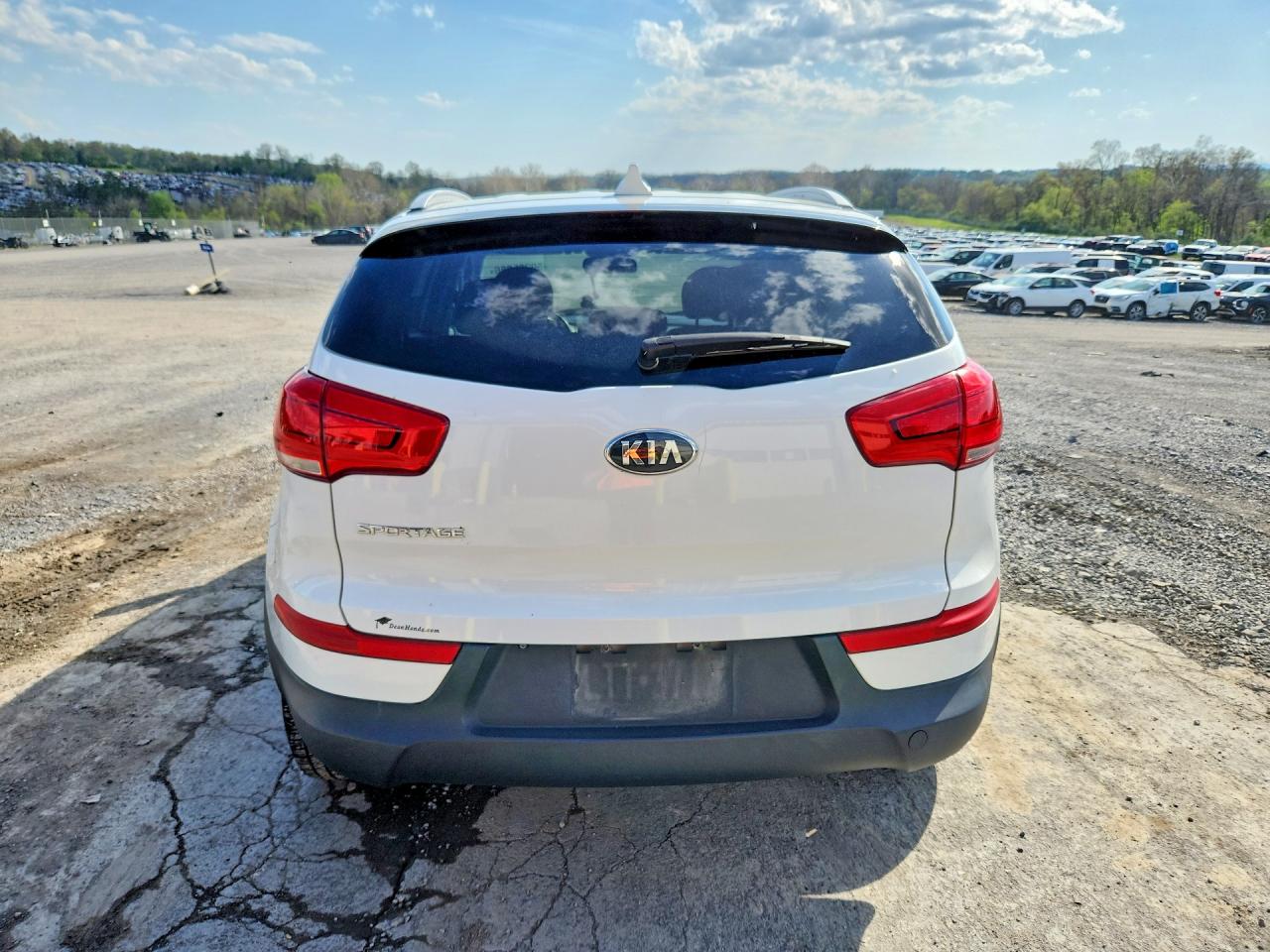 2015 Kia Sportage Lx White vin: KNDPBCAC8F7732623