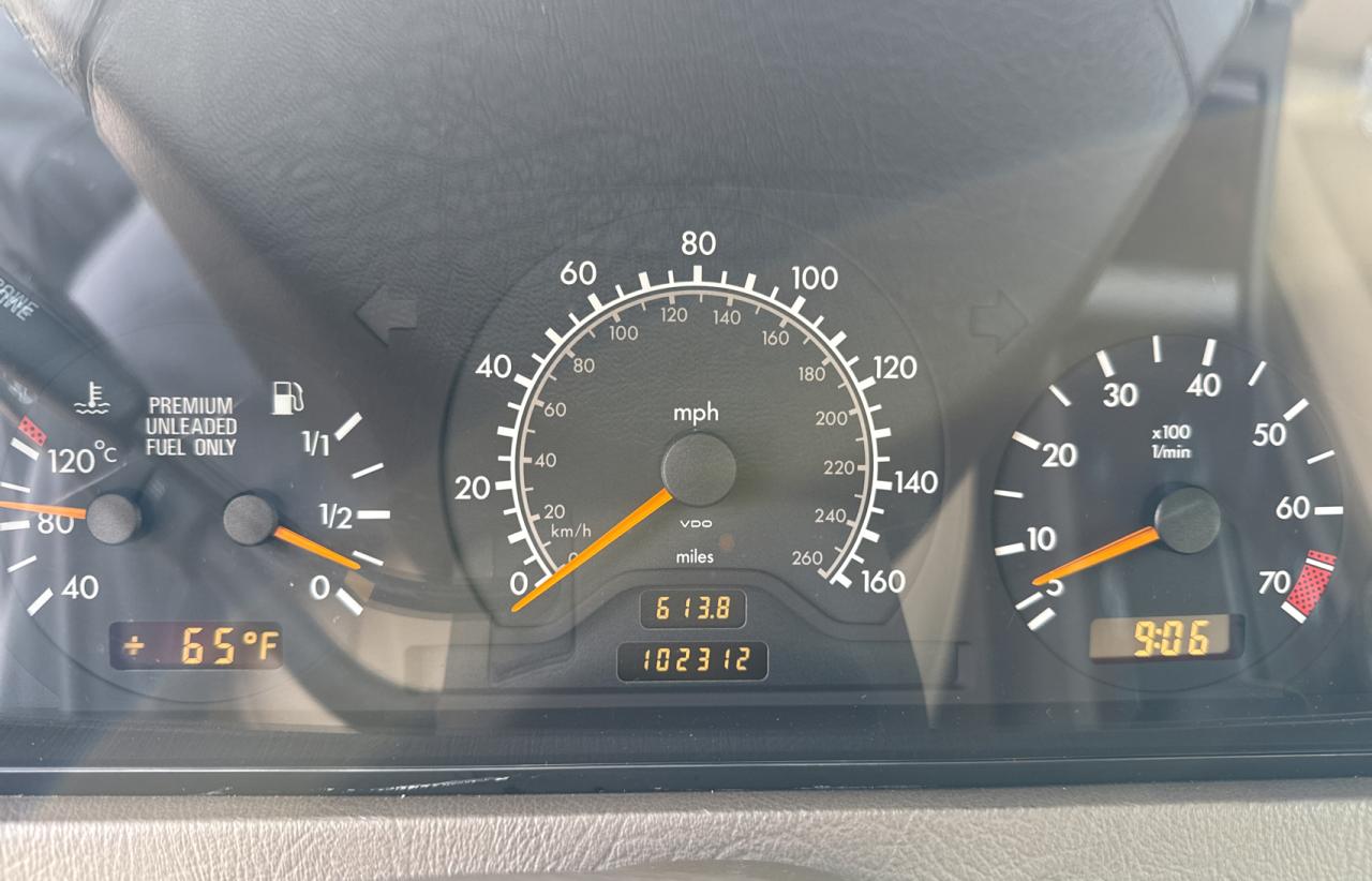 1997 Mercedes-benz C 280 Red vin: WDBHA28E2VF544238