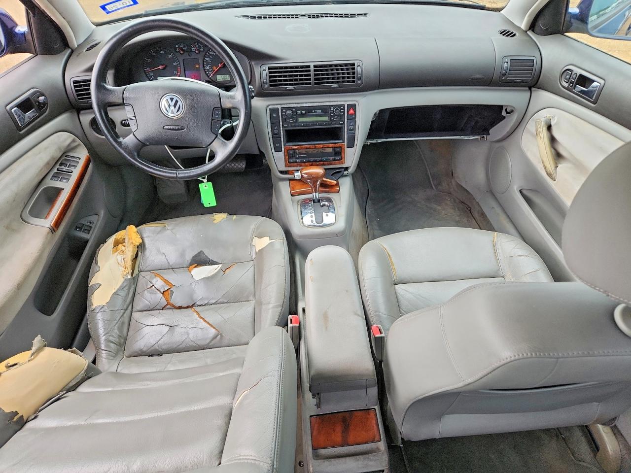 2001 Volkswagen Passat Glx Blue vin: WVWBH63B81P028526
