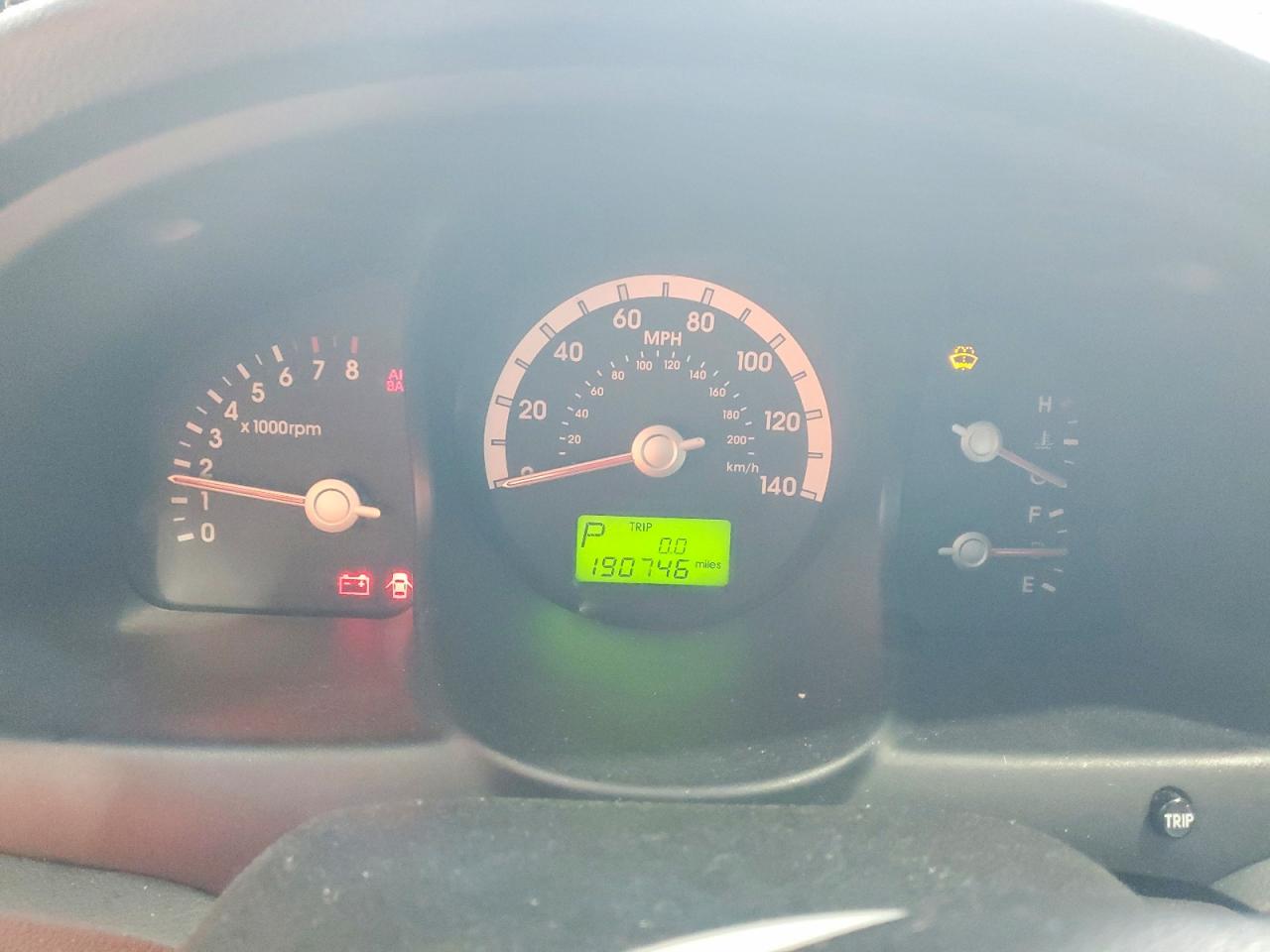 2005 Kia Sportage Red vin: KNDJE723157062253