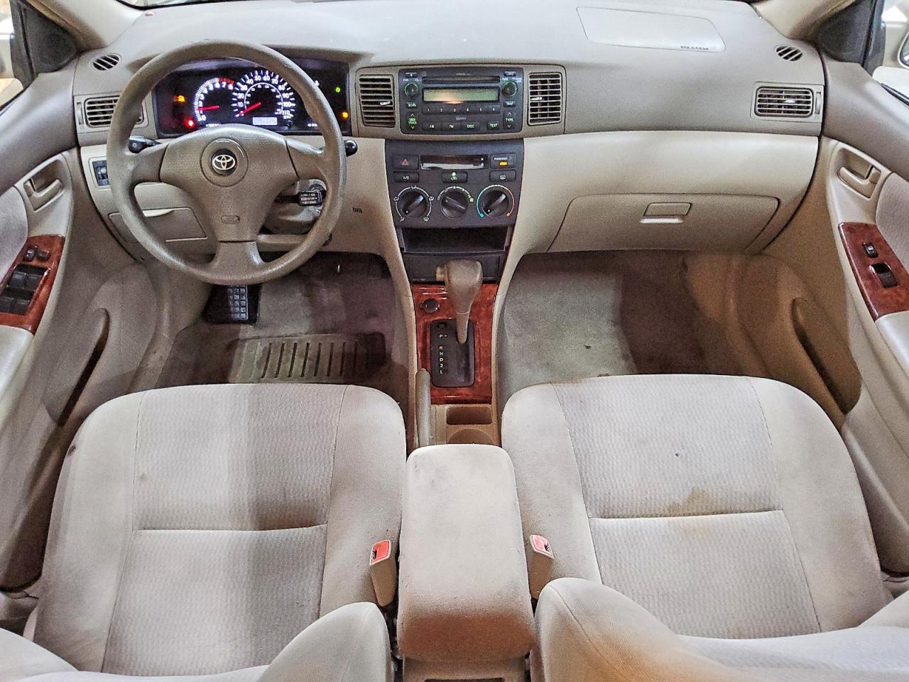 2005 Toyota Corolla Le Beige vin: 1NXBR32E35Z411090