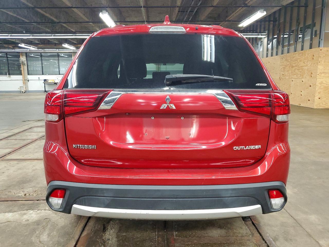 2018 Mitsubishi Outlander Se Красный vin: JA4AZ3A31JZ057013