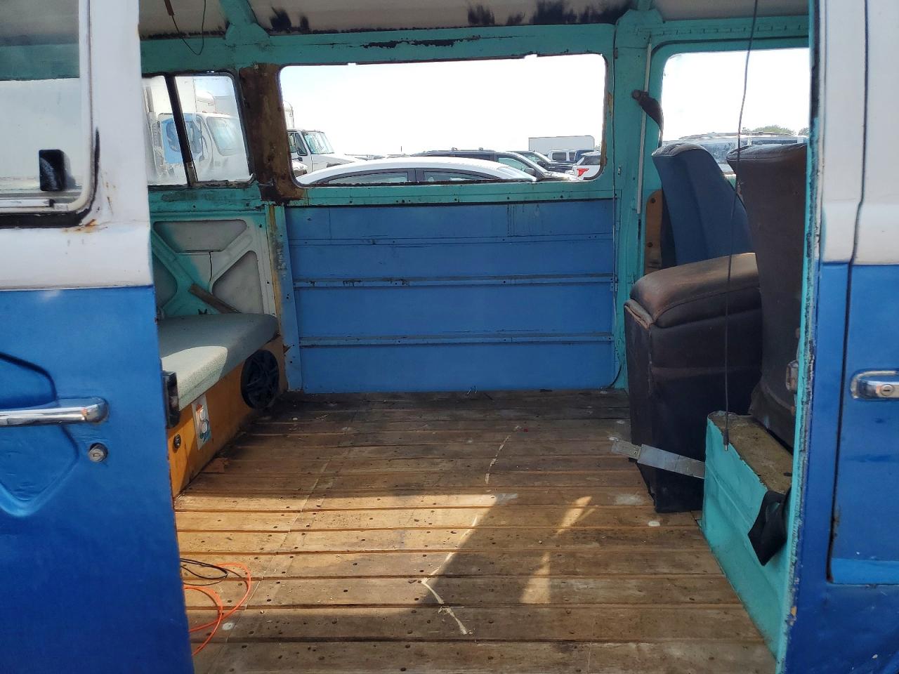 1978 Volkswagen Bus Blue vin: 2282079050