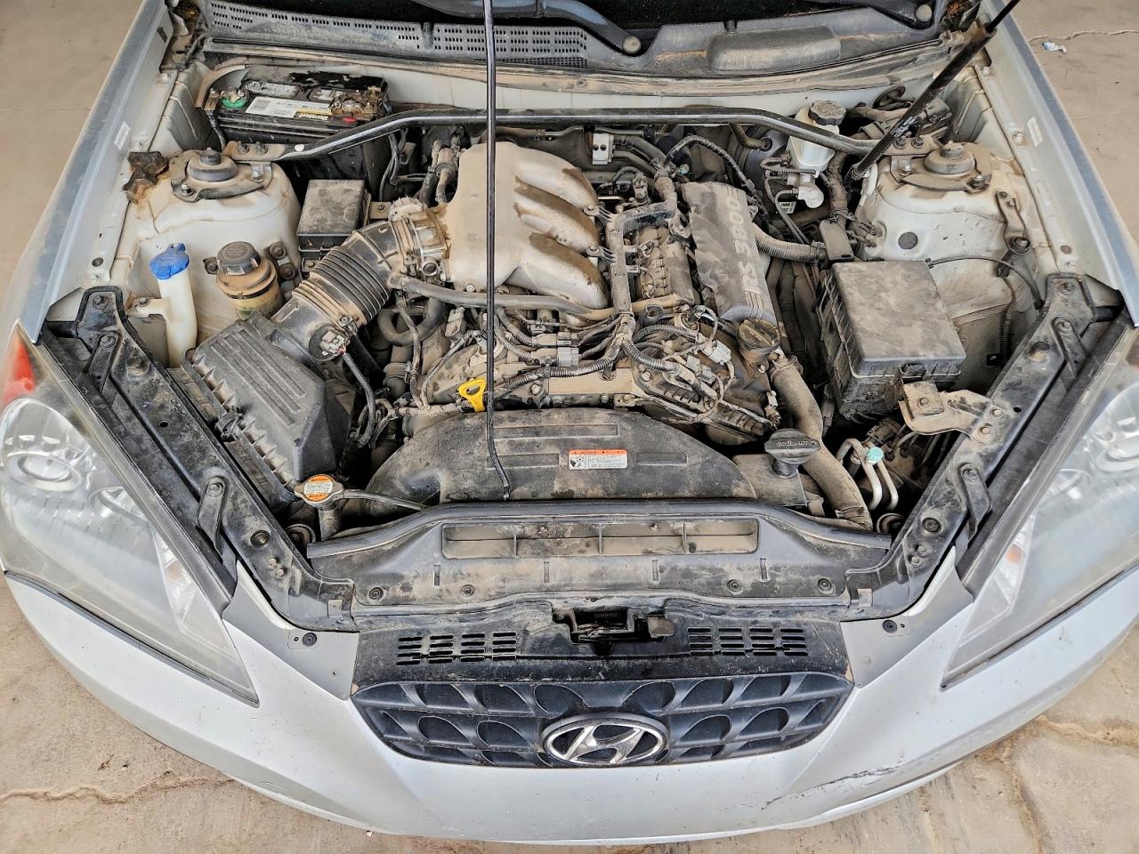 2010 Hyundai Genesis Coupe 3.8l Grand Touring Серебряный vin: KMHHU6KH3AU030998