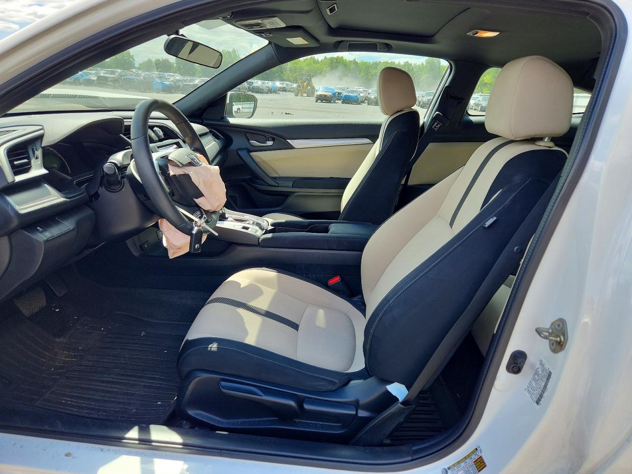 2017 Honda Civic Lx White vin: 2HGFC4B0XHH306153