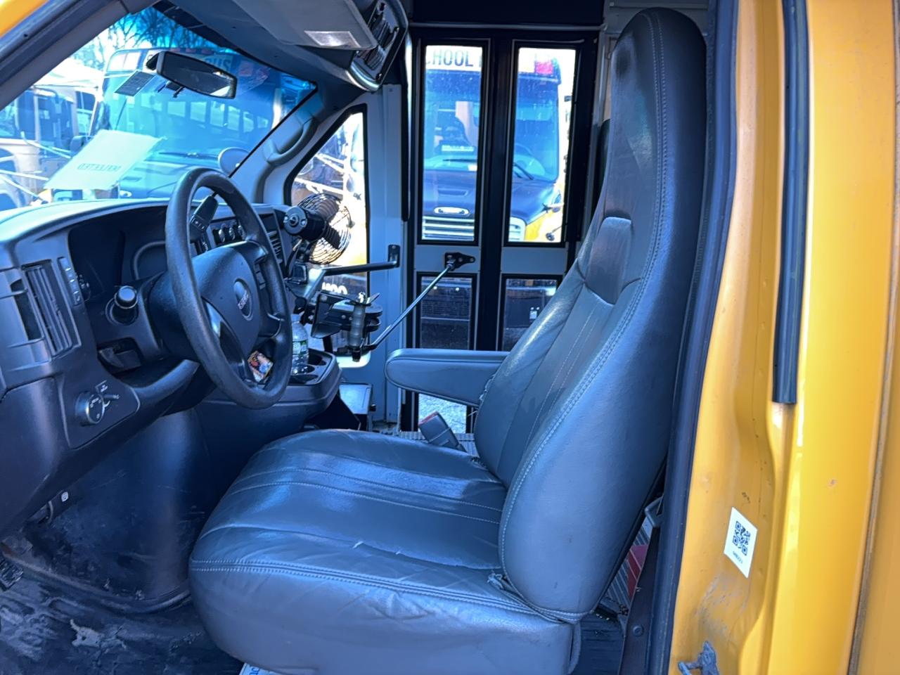 2013 Gmc Savana Cutaway G3500 Yellow vin: 1GD373BG6D1141266