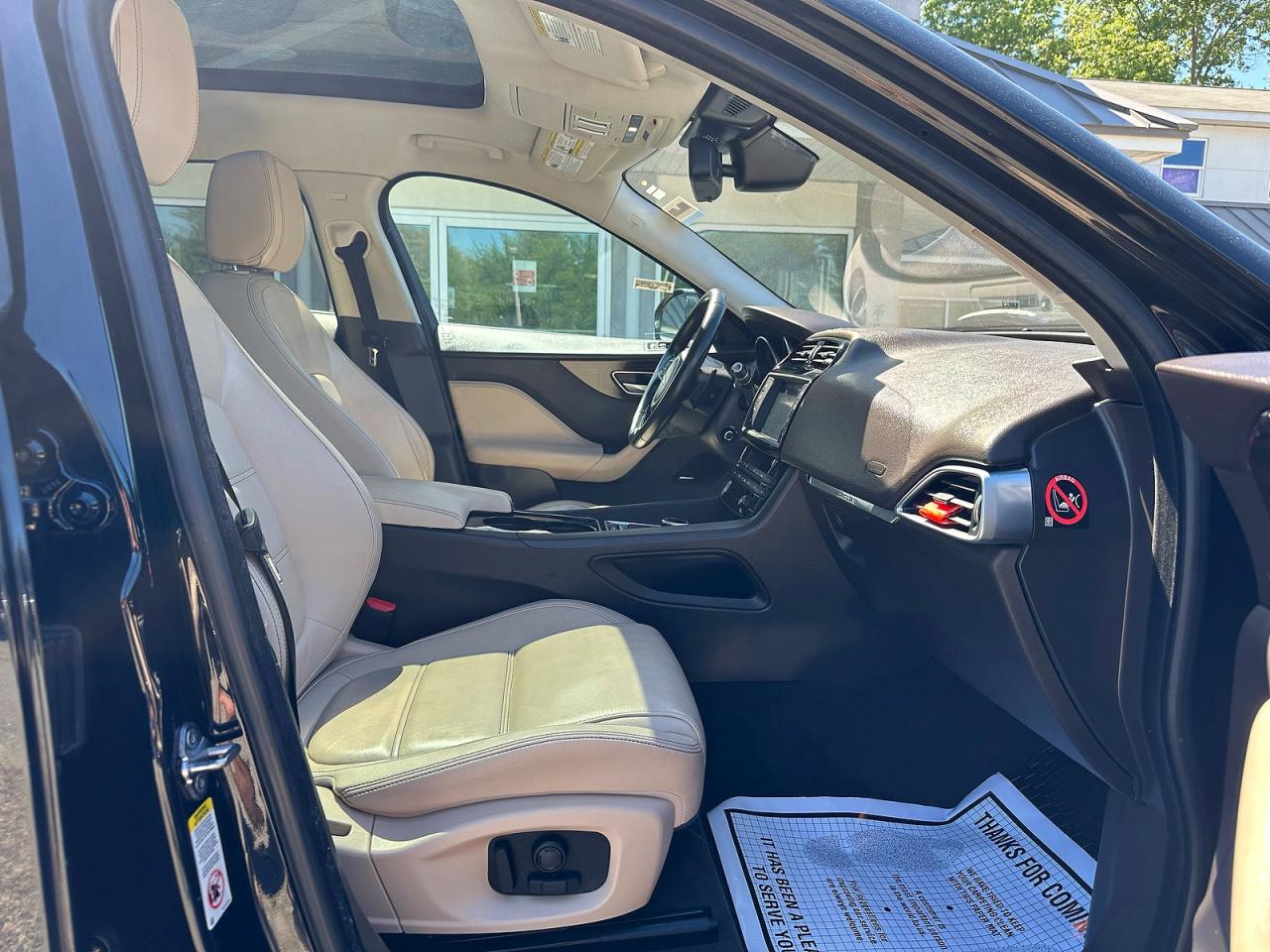 2017 Jaguar F-pace Prestige Black vin: SADCK2BN7HA085506