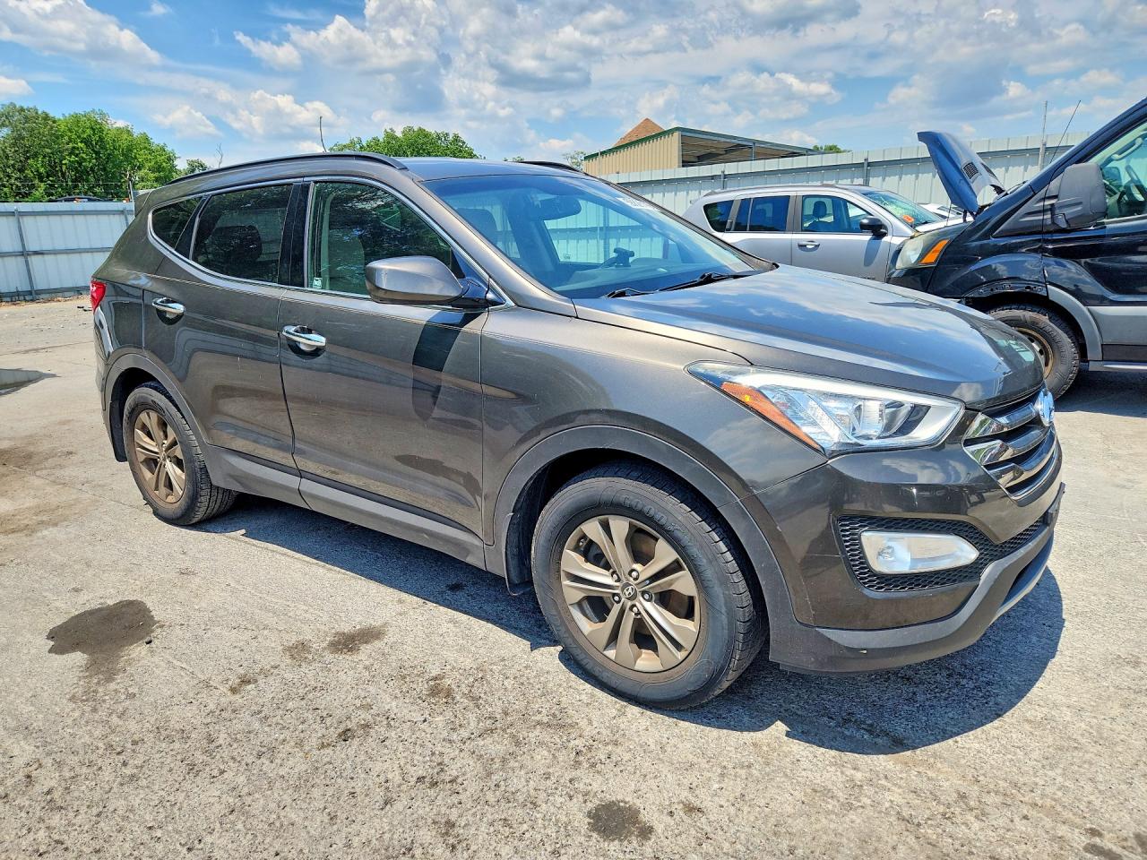 2014 Hyundai Santa Fe Sport 2.4l Brown vin: 5XYZUDLB6EG156013