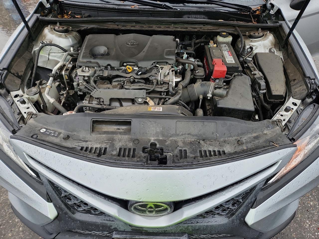 2018 Toyota Camry L Серебряный vin: JTNB11HK8J3049833