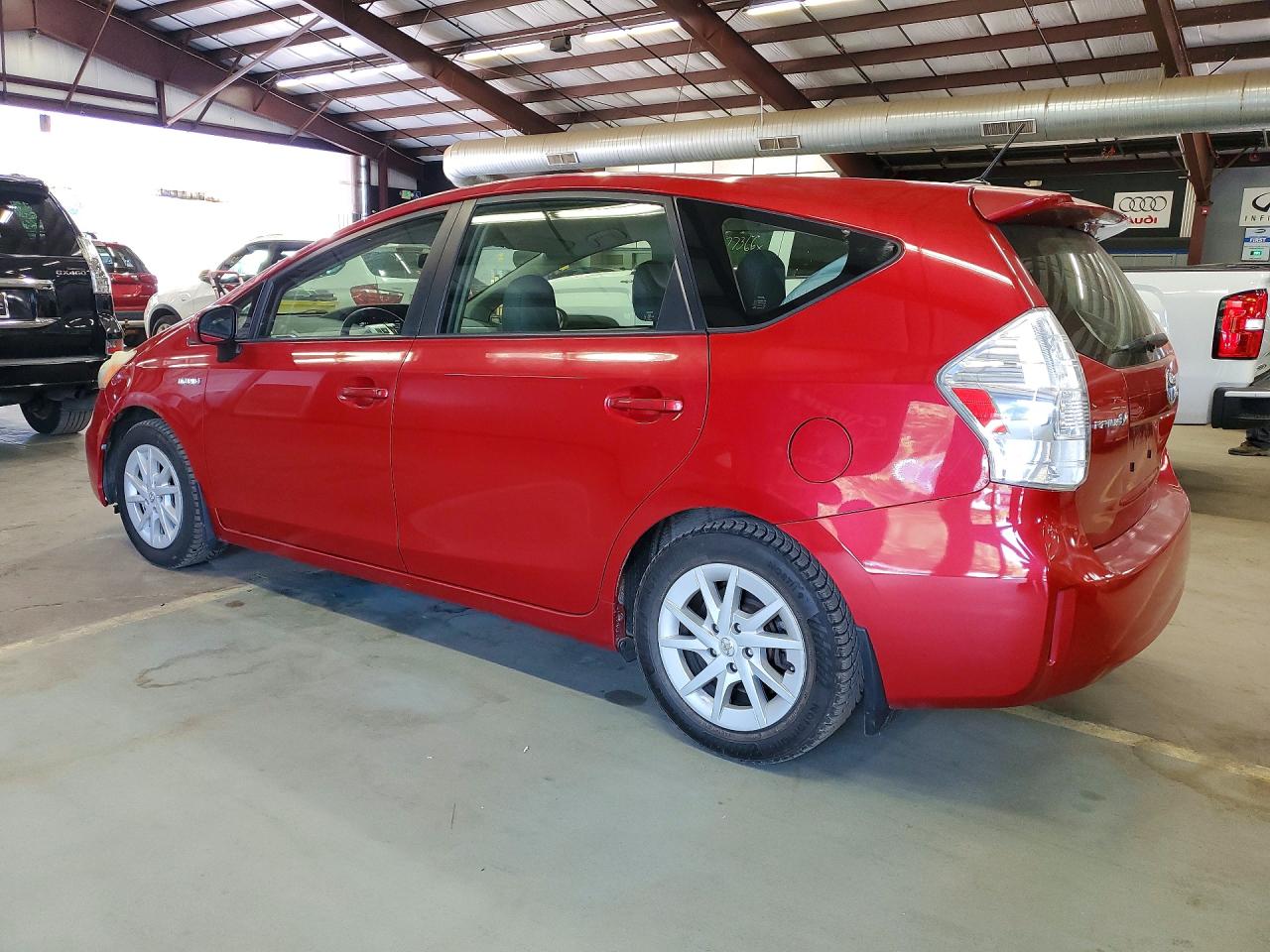 2013 Toyota Prius V Three Red vin: JTDZN3EU4D3190475