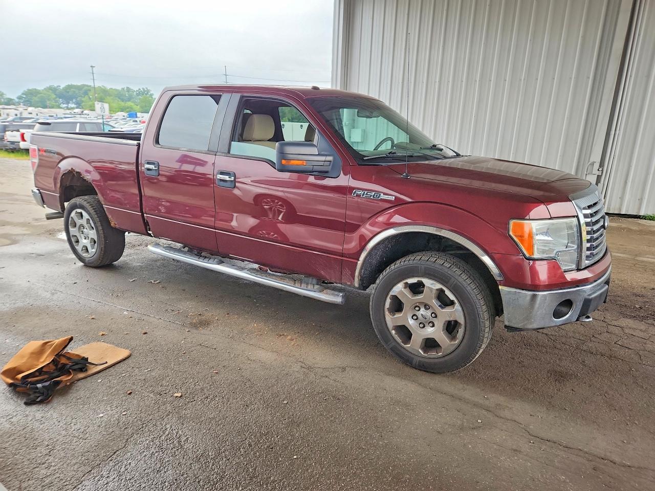 2010 Ford F150 Supercrew Maroon vin: 1FTFW1EV7AFC12380