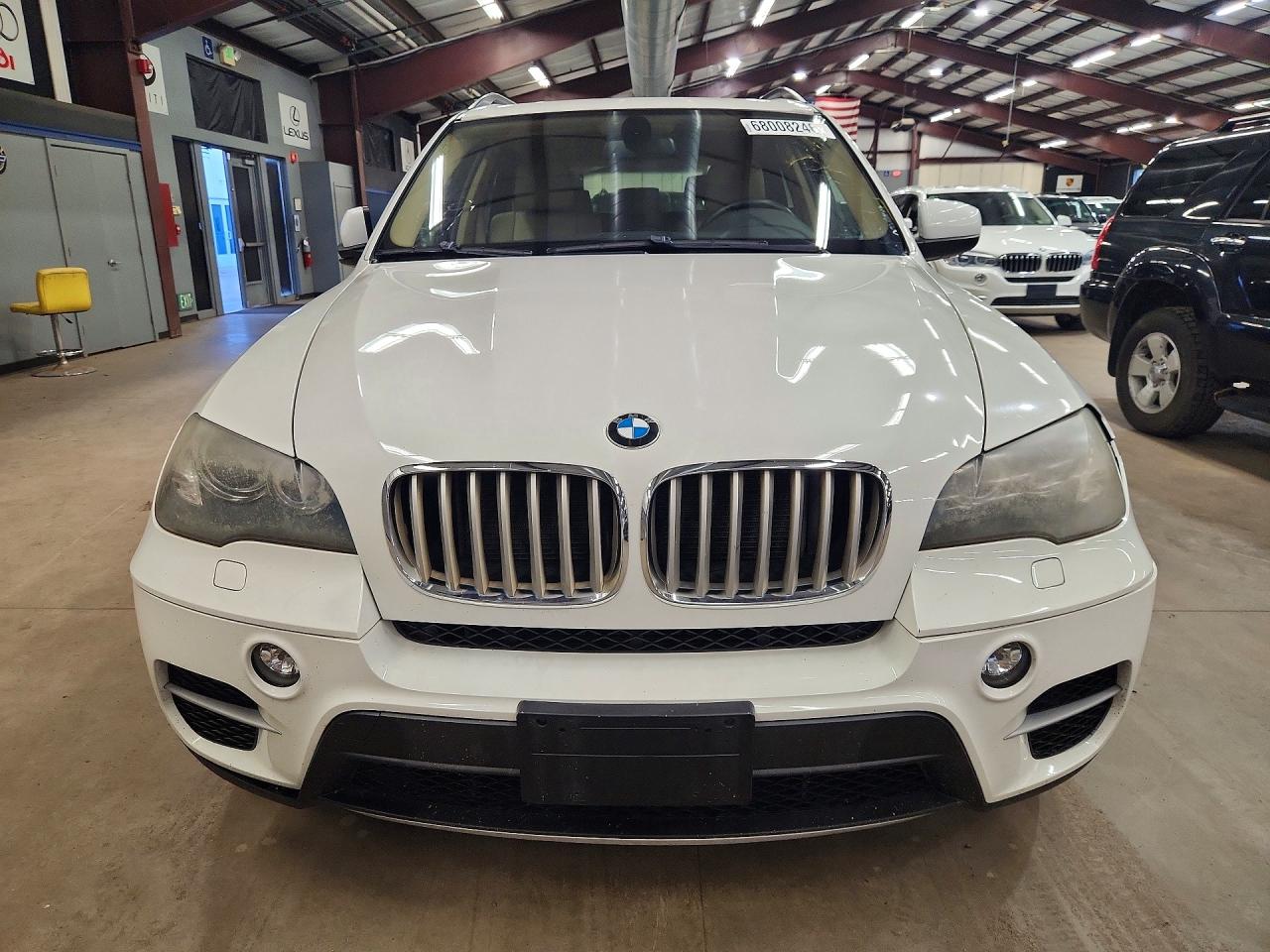 2011 Bmw X5 Xdrive35d White vin: 5UXZW0C54BL370946