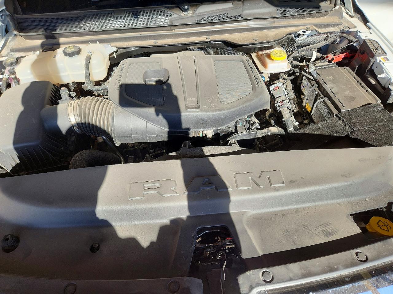 2026 Ram 1500 Laramie White vin: 3C6SRFJP4T4177267