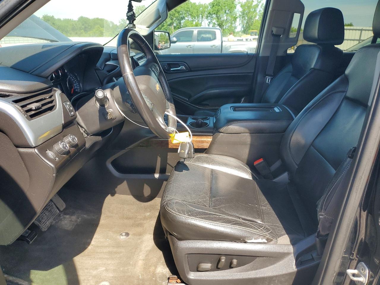 2015 Chevrolet Tahoe K1500 Lt Черный vin: 1GNSKBKC5FR195174