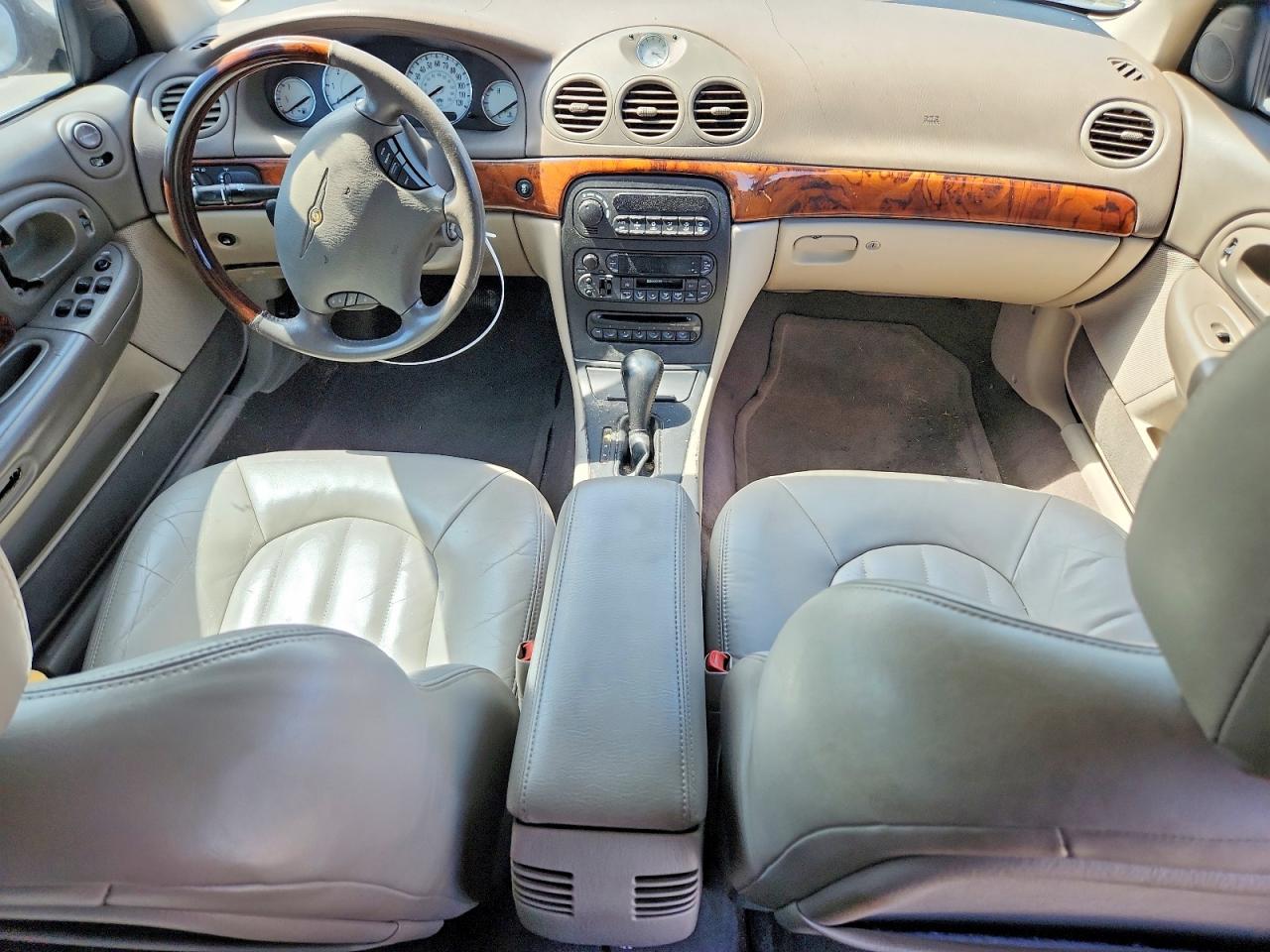 2003 Chrysler 300m White vin: 2C3AE66GX3H519784