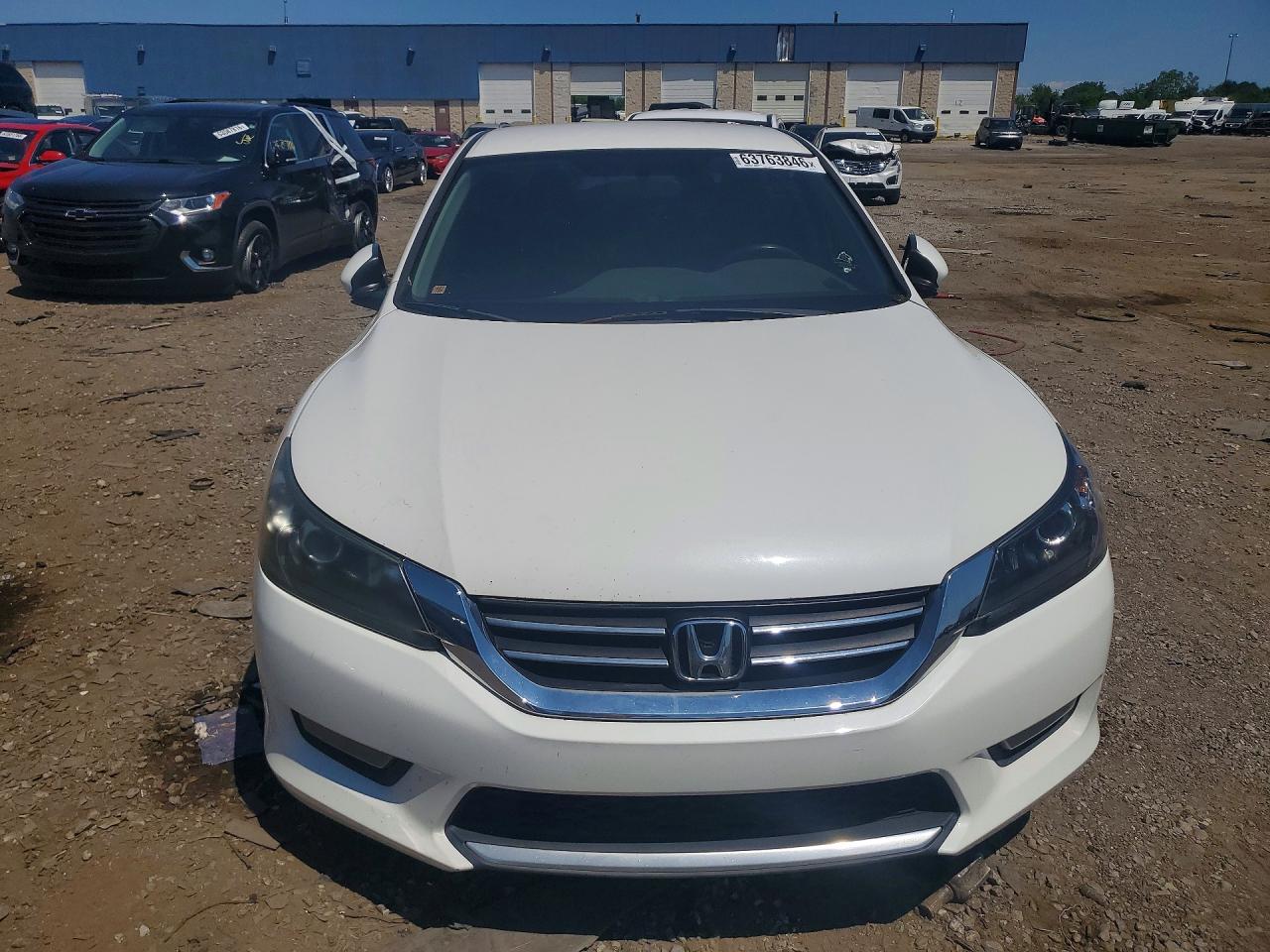 2015 Honda Accord Sport White vin: 1HGCR2F51FA151175