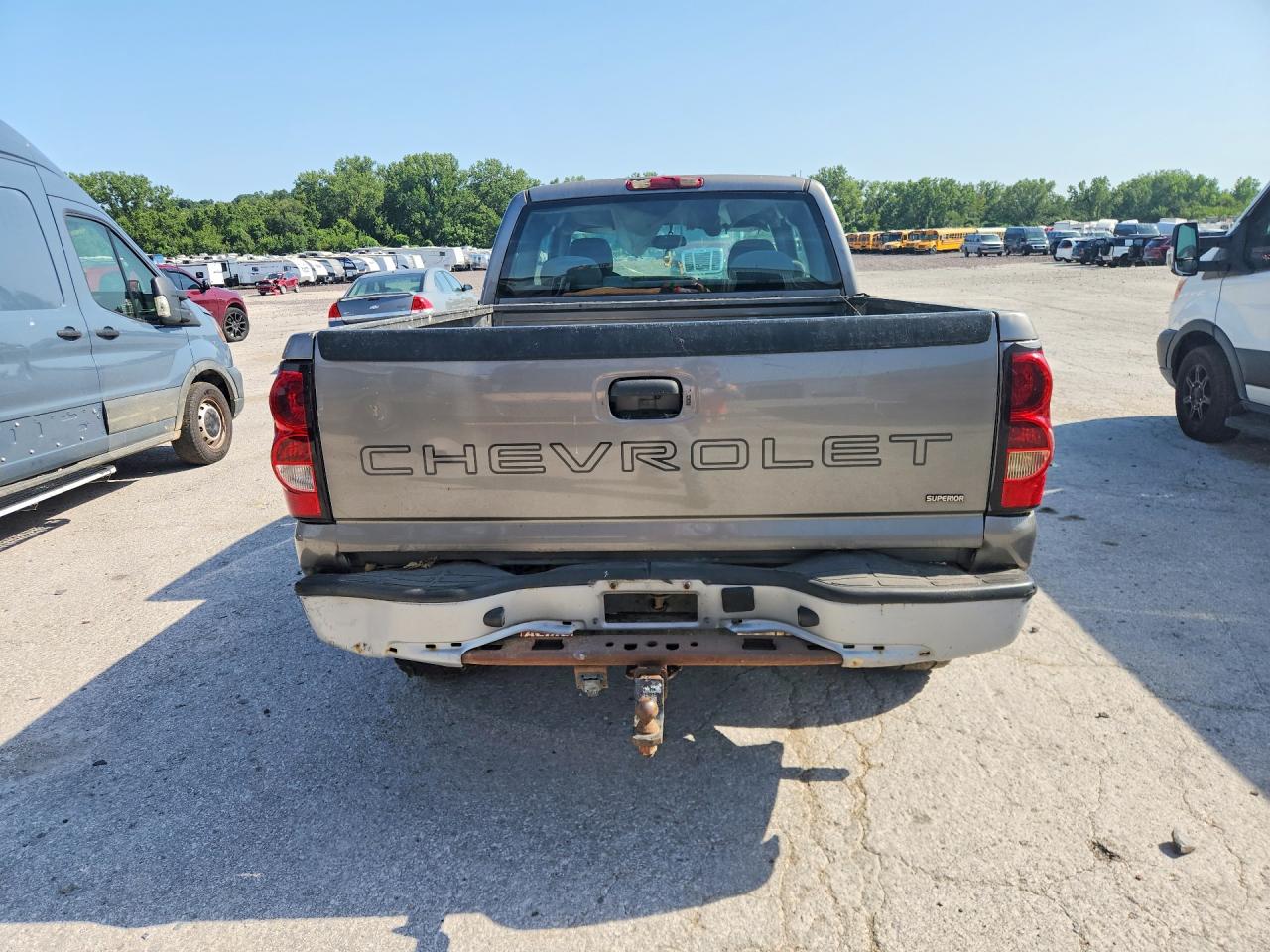 2007 Chevrolet Silverado K1500 Classic Silver vin: 1GCEK19V07Z182342
