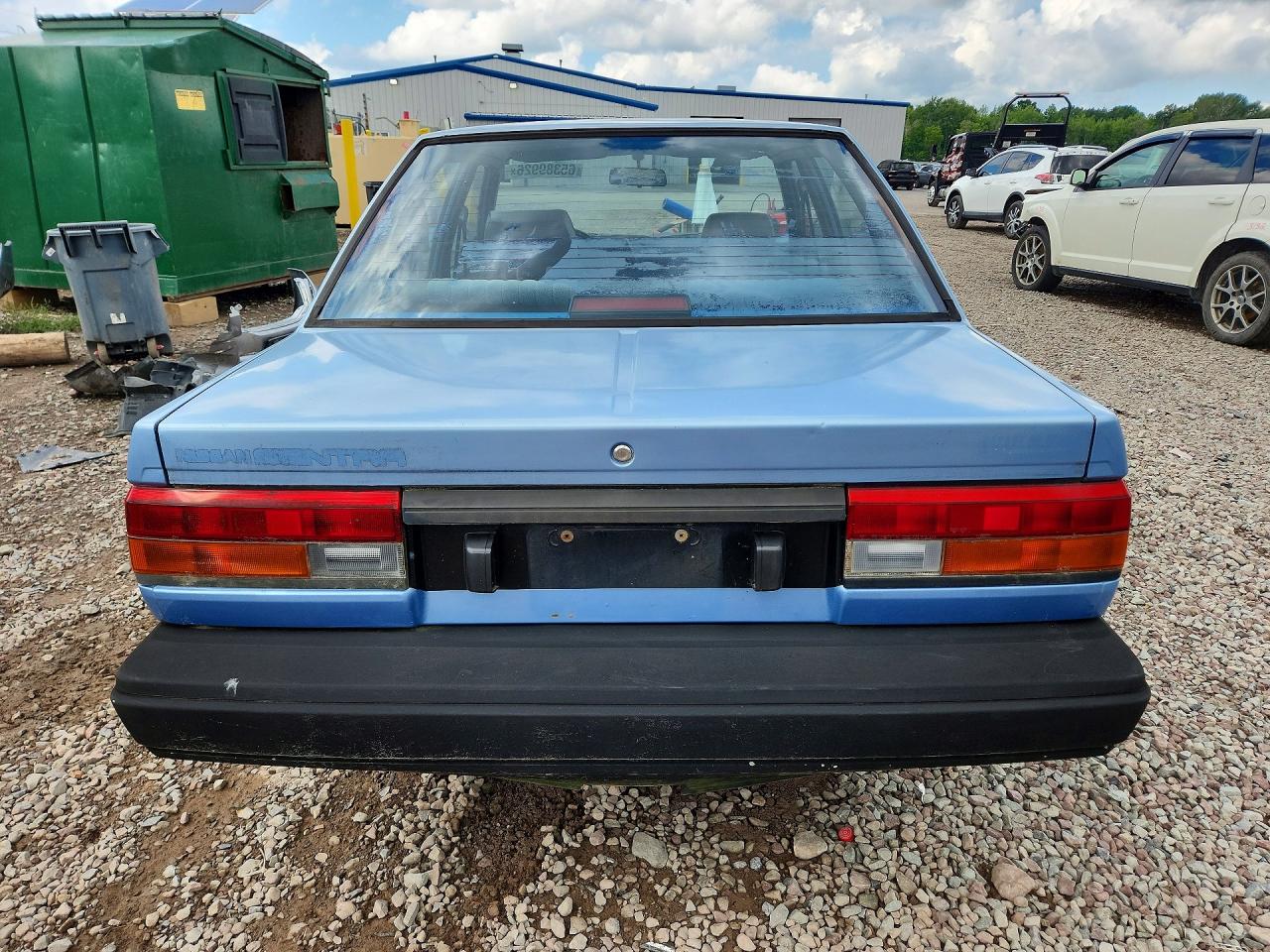 1988 Nissan Sentra E Blue vin: JN1PB21S7JU547980