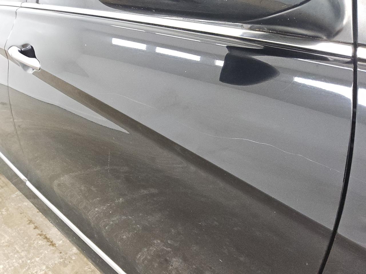 2015 Hyundai Sonata Hybrid Base Black vin: KMHEC4A48FA134792 Damage: Right Front Door, Heavy Scratch, > 12 Inches