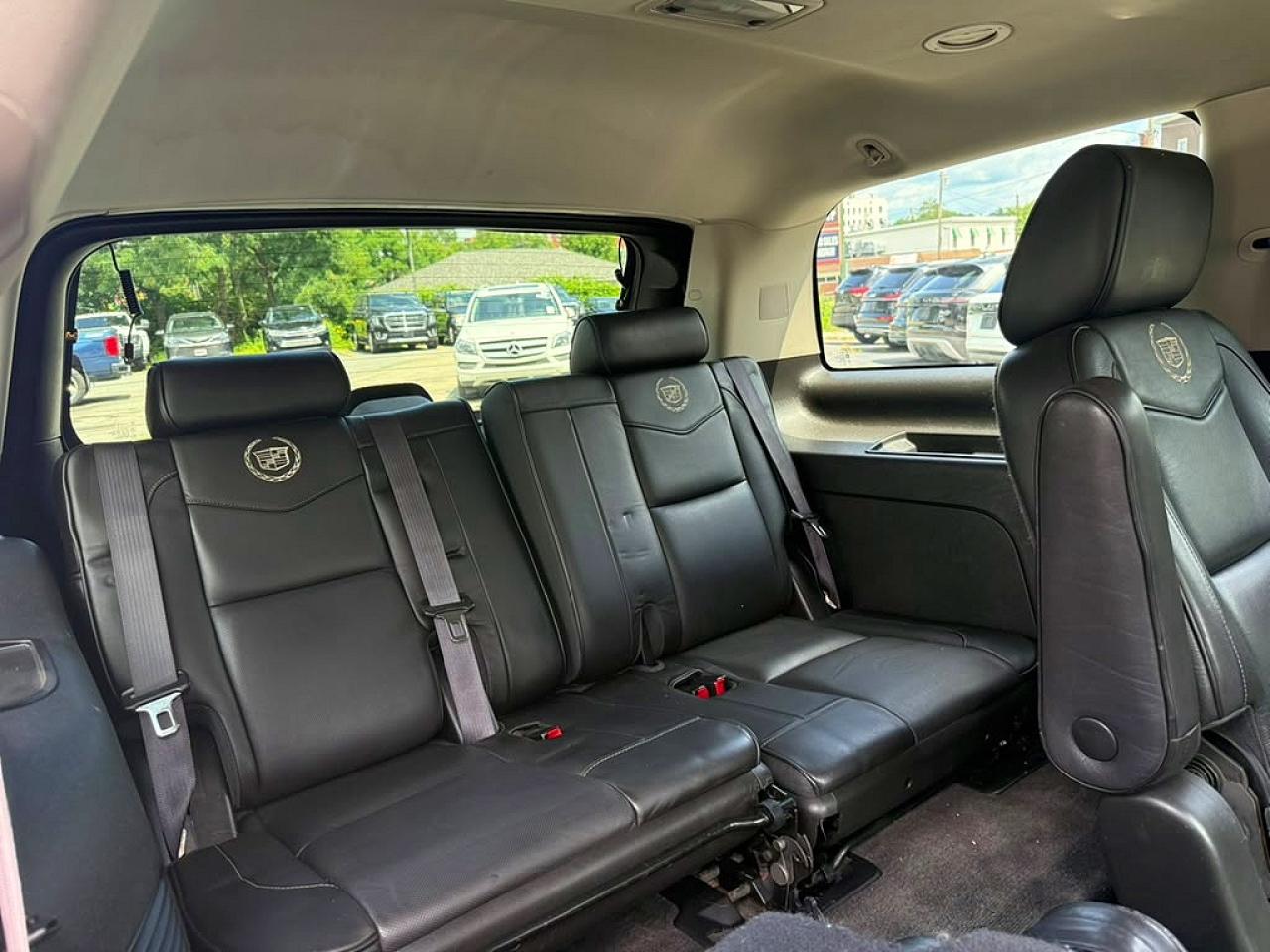 2014 Cadillac Escalade Platinum Black vin: 1GYS4DEF4ER228078