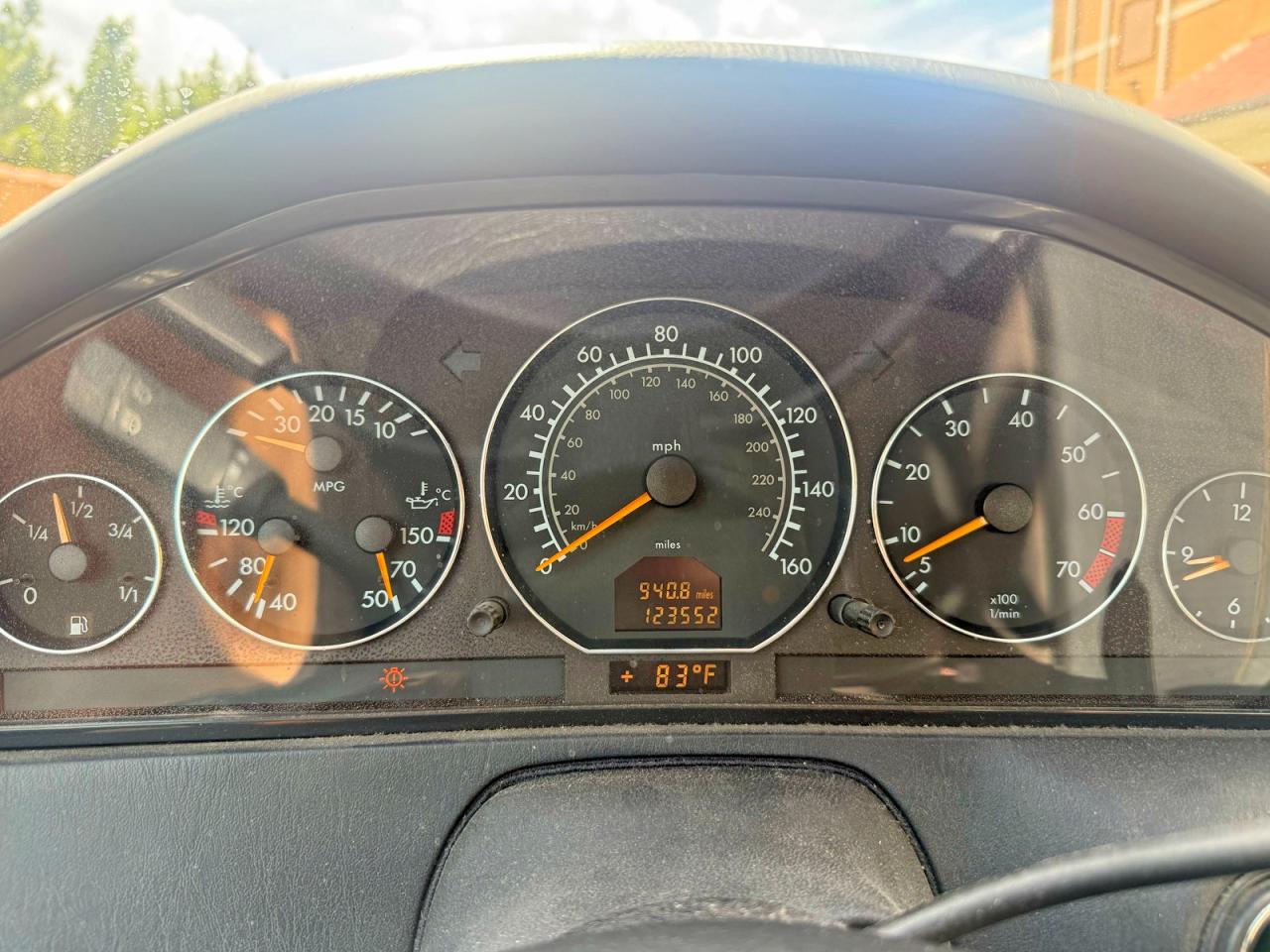 2000 Mercedes-benz Sl 500 Black vin: WDBFA68F4YF190363
