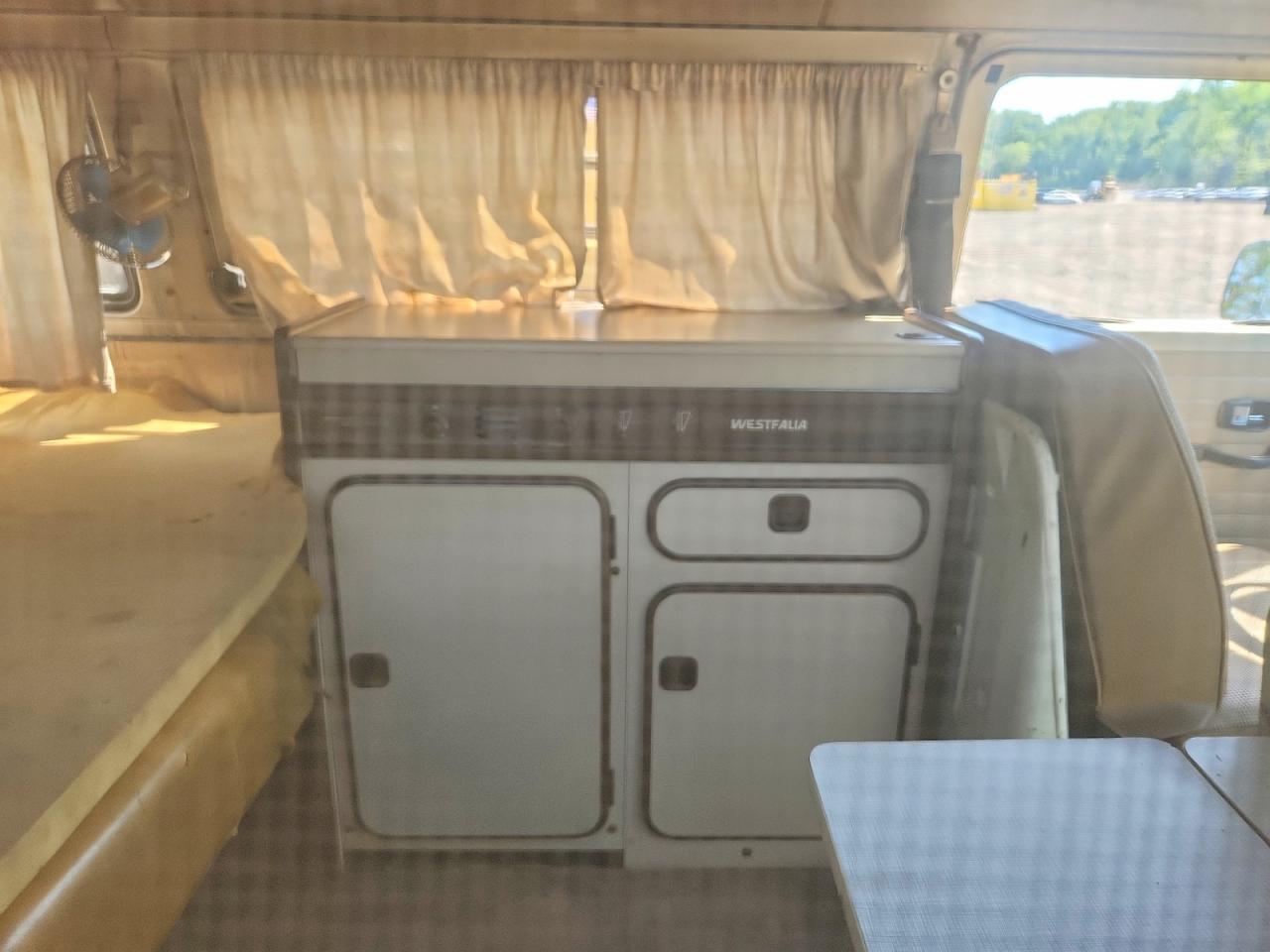 1970 Volkswagen Transporter White vin: 2312012756