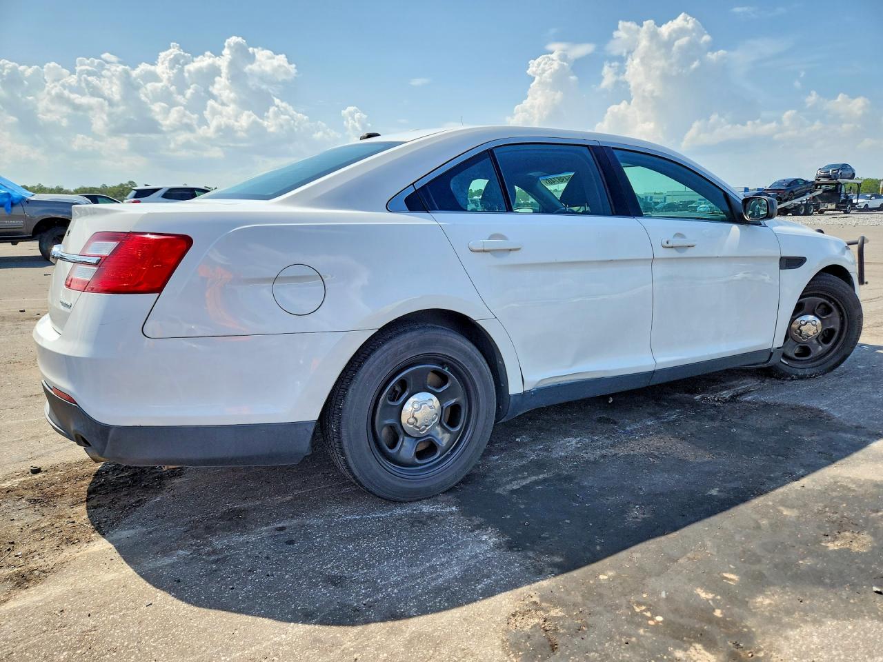 2013 Ford Taurus Police Interceptor White vin: 1FAHP2L83DG132023