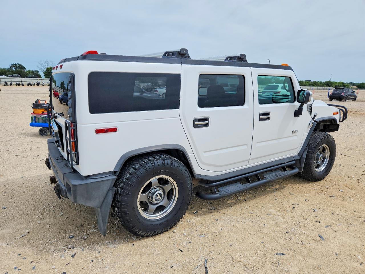 2003 Hummer H2 Белый vin: 5GRGN23U53H122951