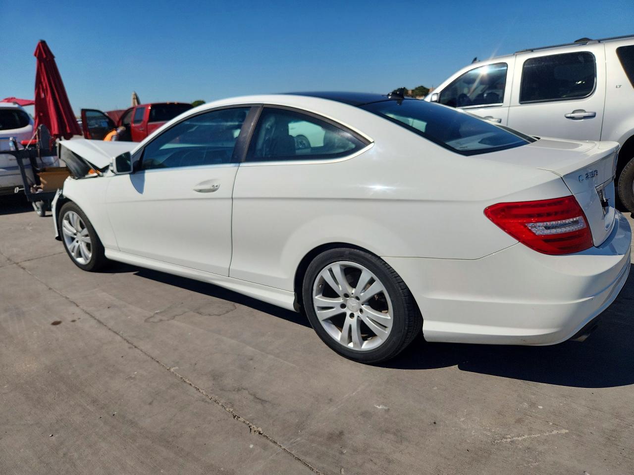 2014 Mercedes-benz C 250 White vin: WDDGJ4HB2EG295406