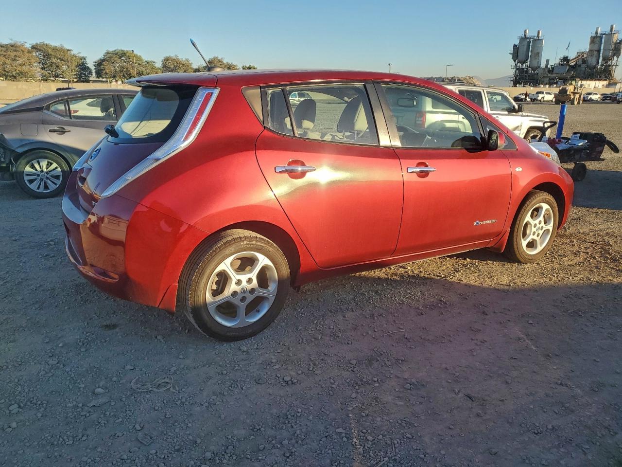 2011 Nissan Leaf Sv Красный vin: JN1AZ0CP7BT003422