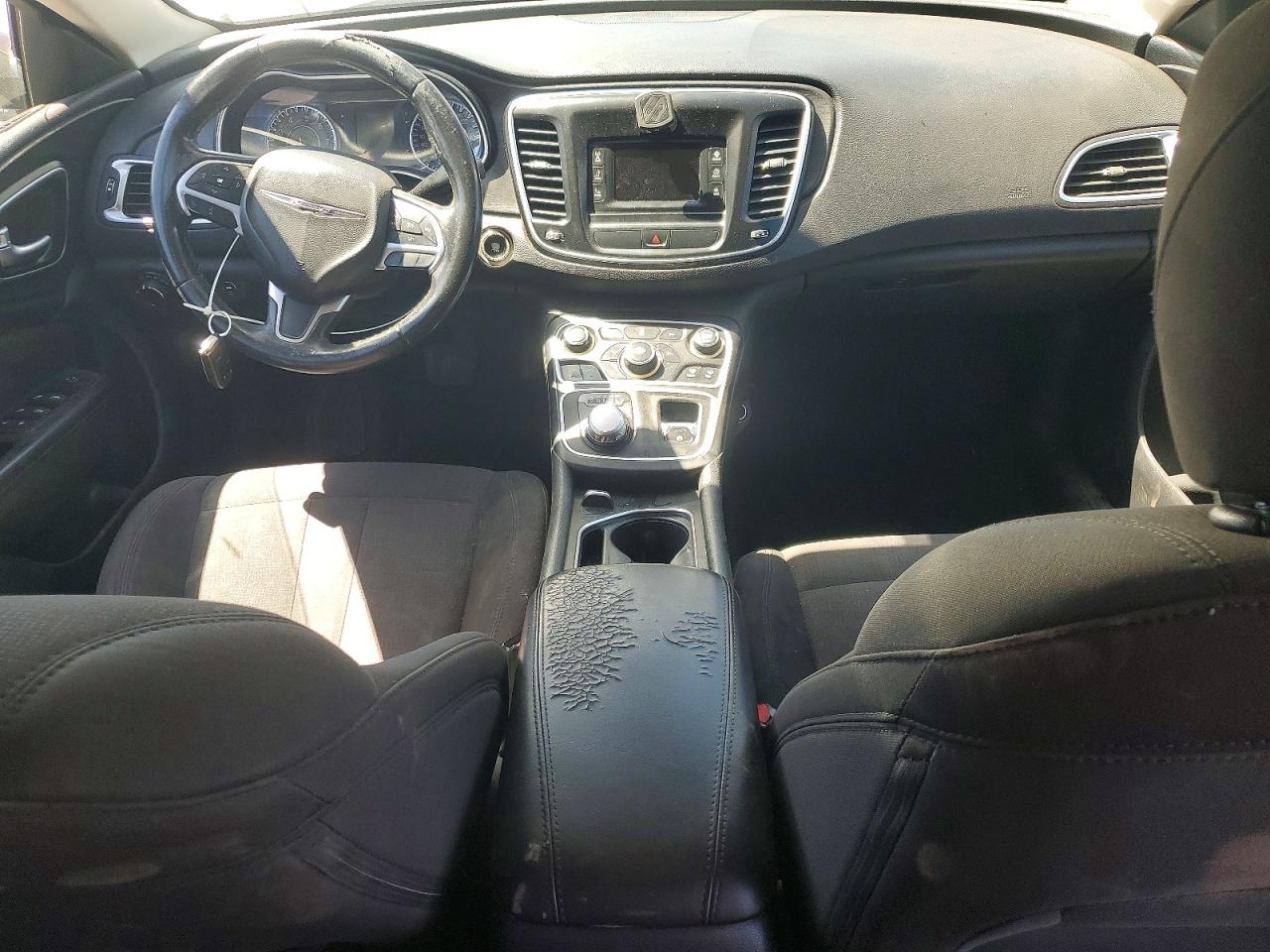 2015 Chrysler 200 Limited Silver vin: 1C3CCCAB9FN693060