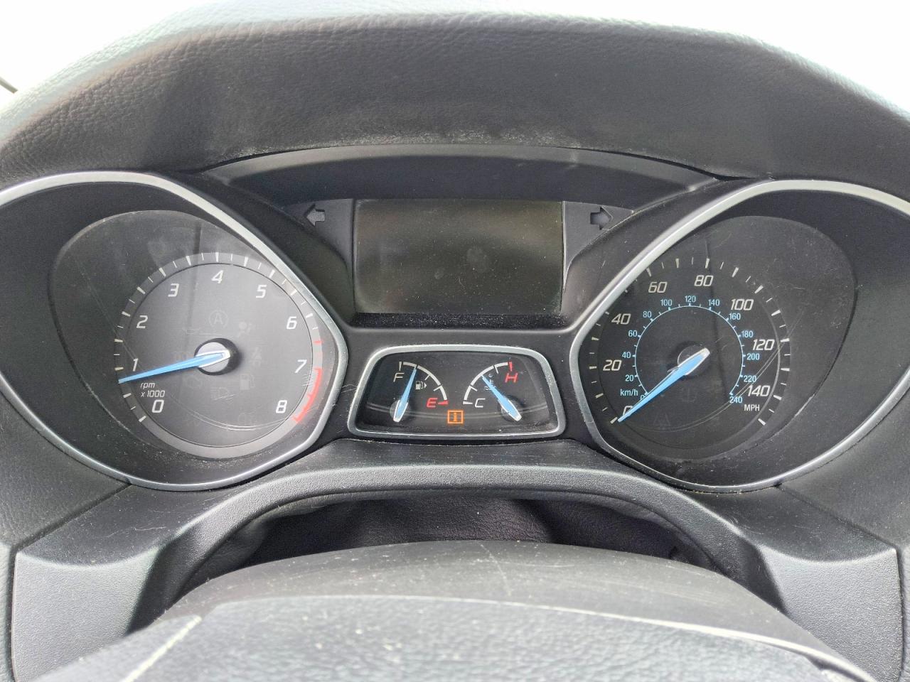 2014 Ford Focus Se White vin: 1FADP3F22EL345890