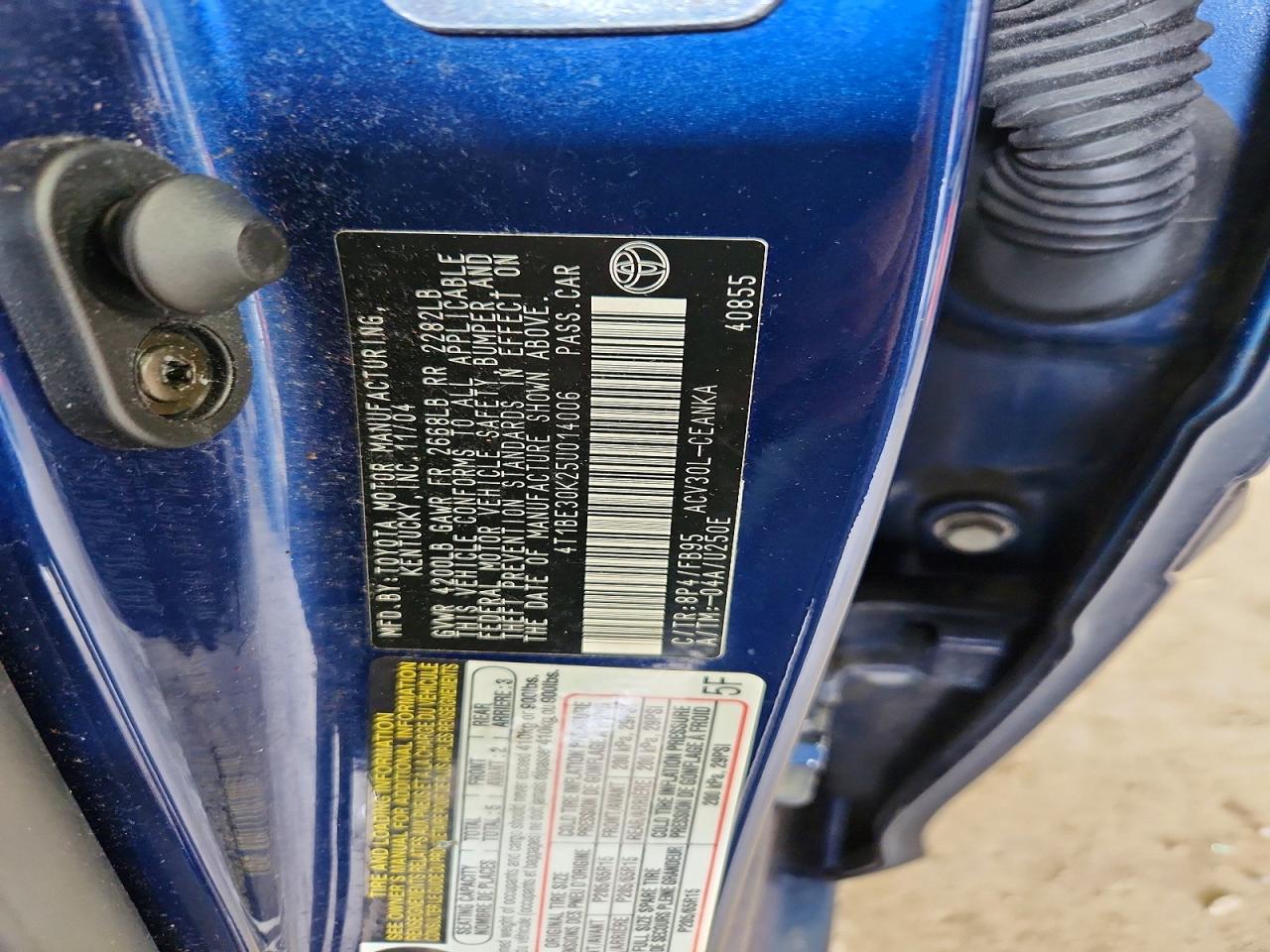 2005 Toyota Camry Le Blue vin: 4T1BE30K25U014006