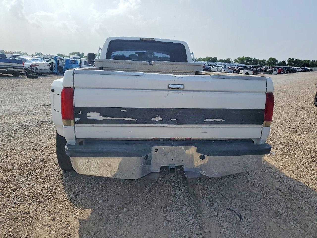 1986 Ford F350 White vin: 2FTJW3515GCB32521