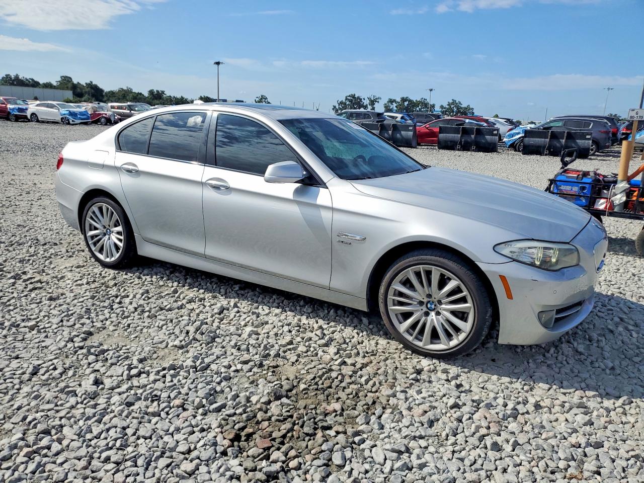 2012 Bmw 550 Xi Silver vin: WBAFU9C59CC786987