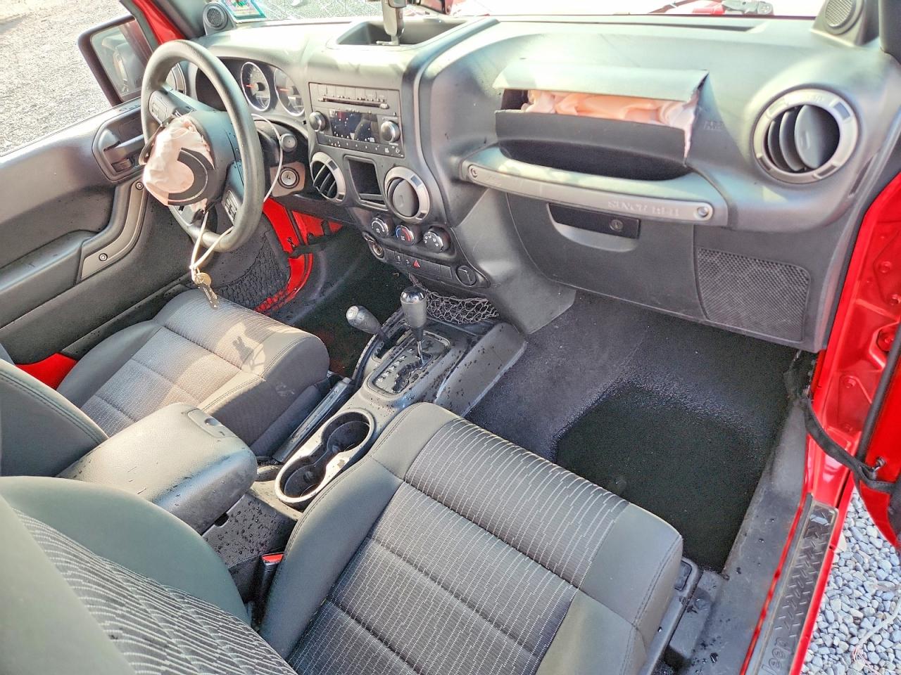 2011 Jeep Wrangler Sport Red vin: 1J4AA2D16BL583735