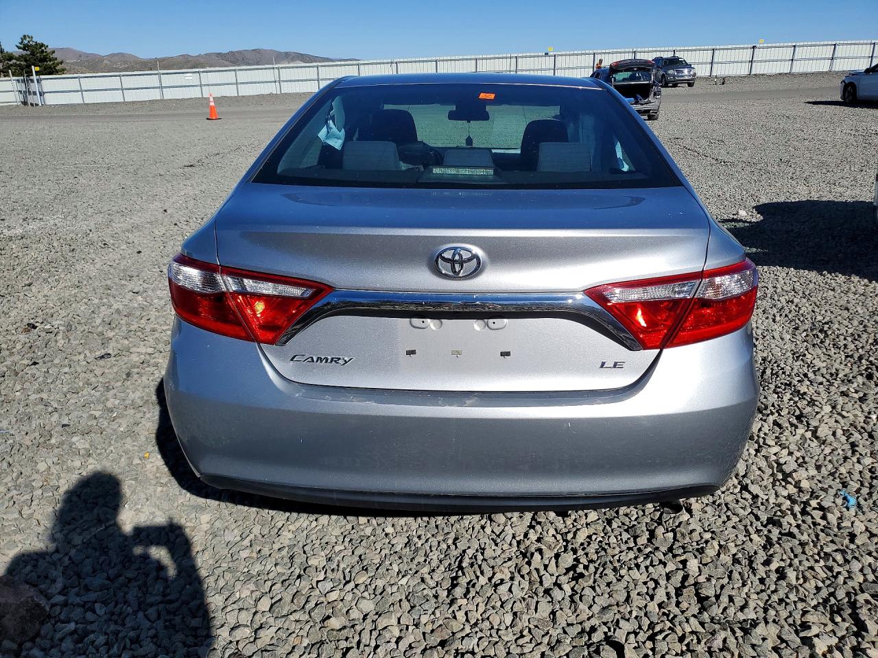 2015 Toyota Carmy Silver vin: 4T4BF1FK8FR449189