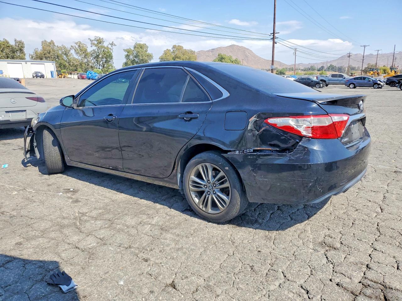 2015 Toyota Camry Se Black vin: 4T1BF1FK7FU044306