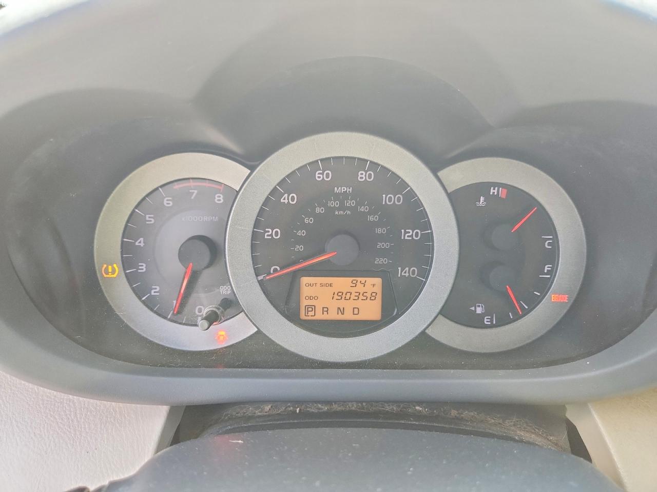 2007 Toyota Rav4 Base Silver vin: JTMZD33VX76031946