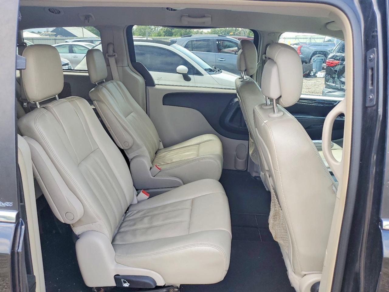 2013 Chrysler Town & Country Touring Черный vin: 2C4RC1BG0DR576858