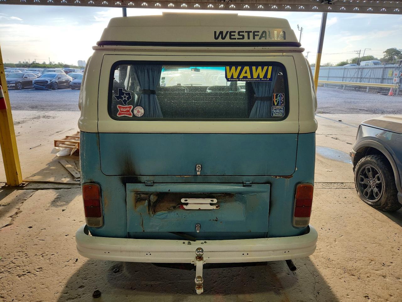 1973 Volkswagen Transorter White vin: 2332177340