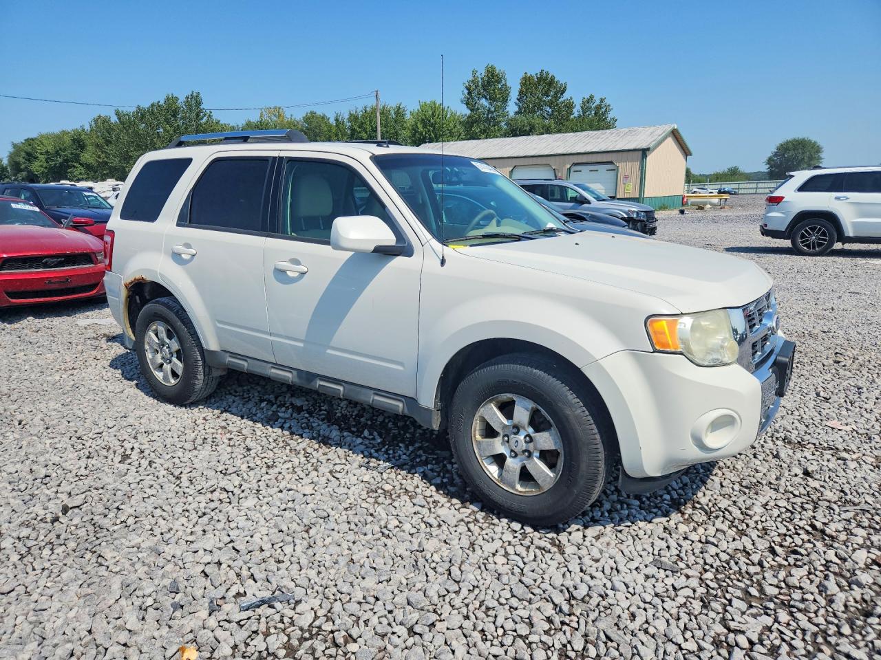 2010 Ford Escape Limited White vin: 1FMCU9EG1AKA68675