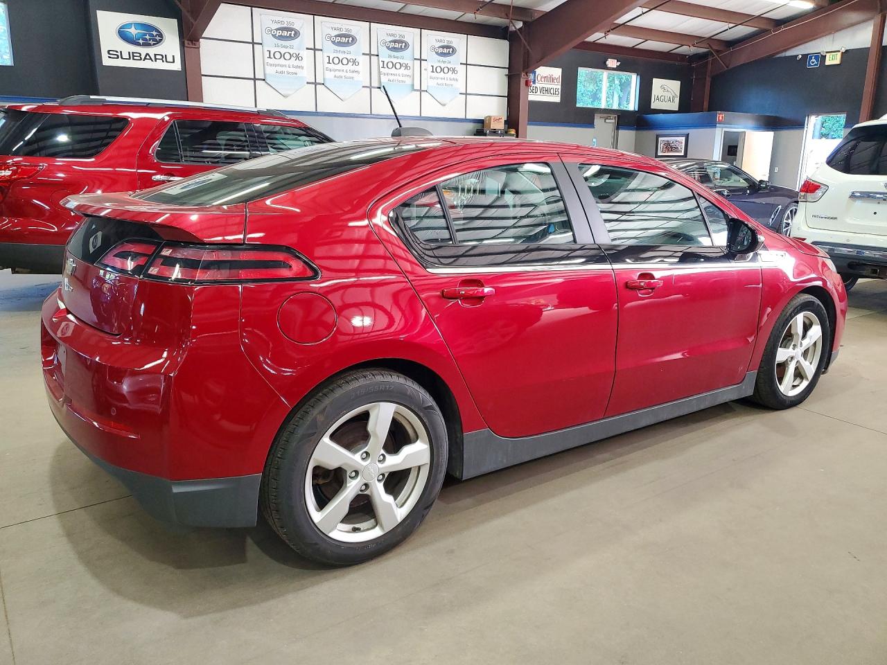 2015 Chevrolet Volt Red vin: 1G1RD6E40FU124404