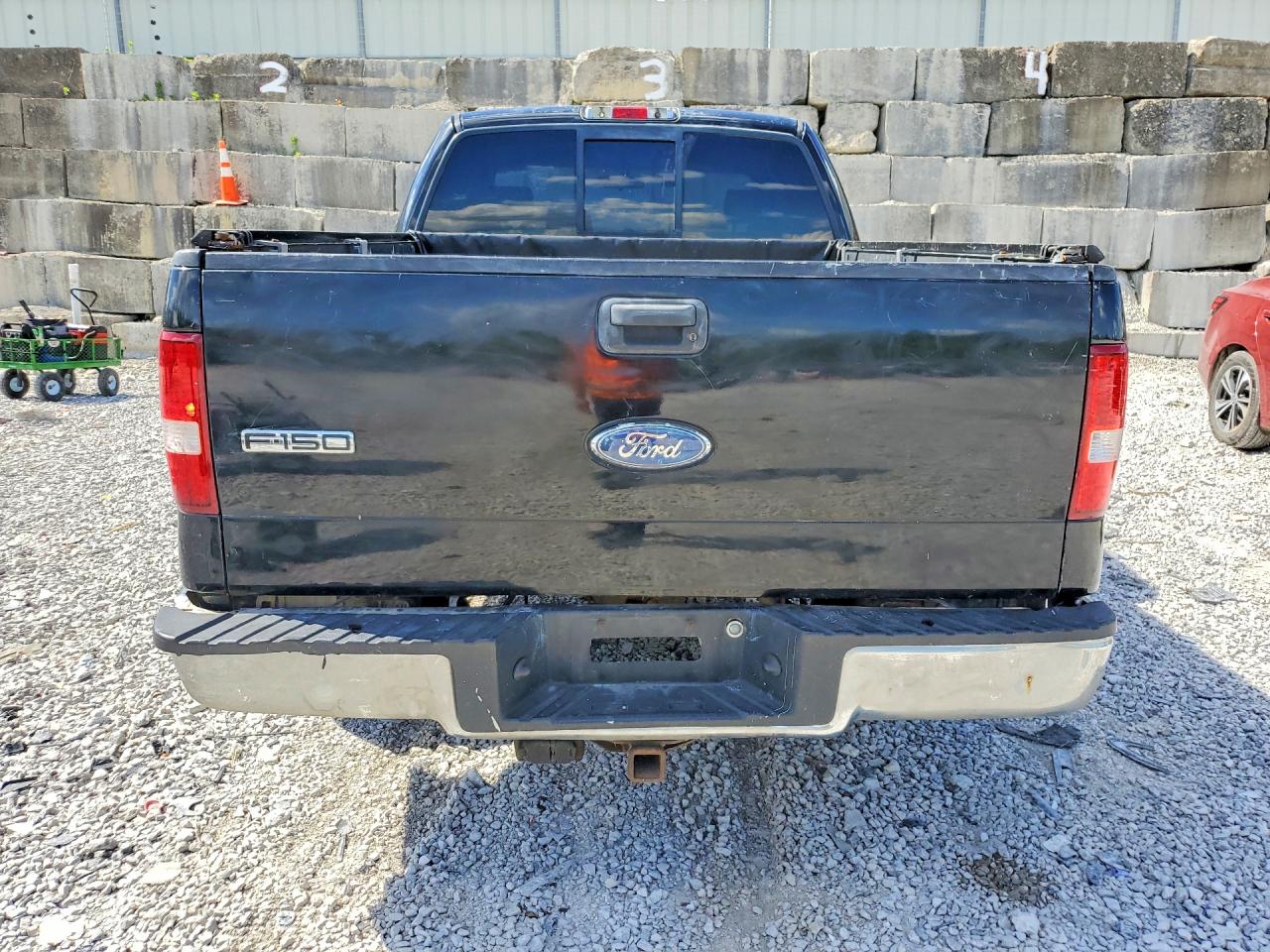 2008 Ford F150 Black vin: 1FTPX12V98FB91001