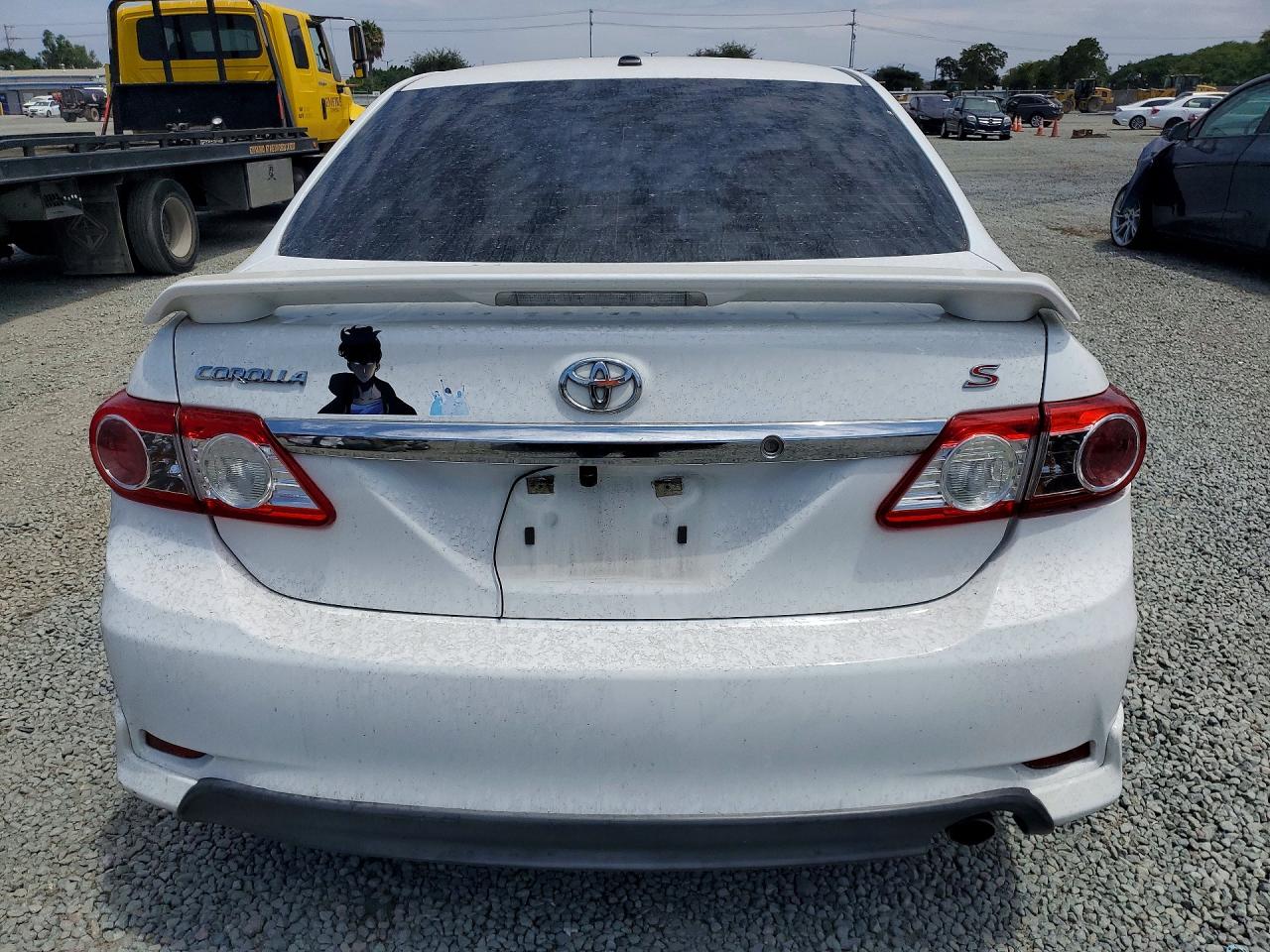 2013 Toyota Corolla S White vin: 5YFBU4EE4DP107945
