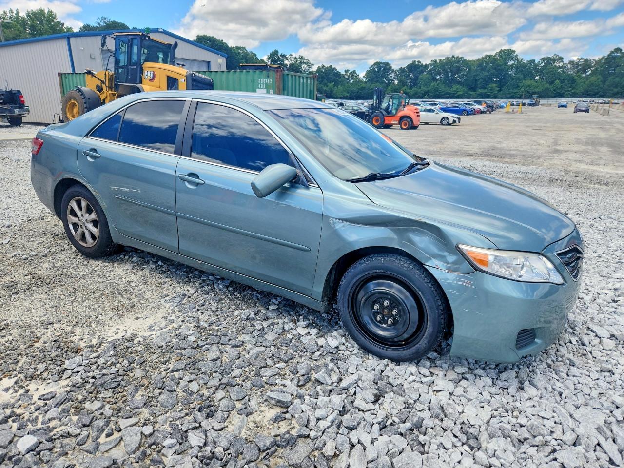 2011 Toyota Camry Le Blue vin: 4T4BF3EK1BR089125